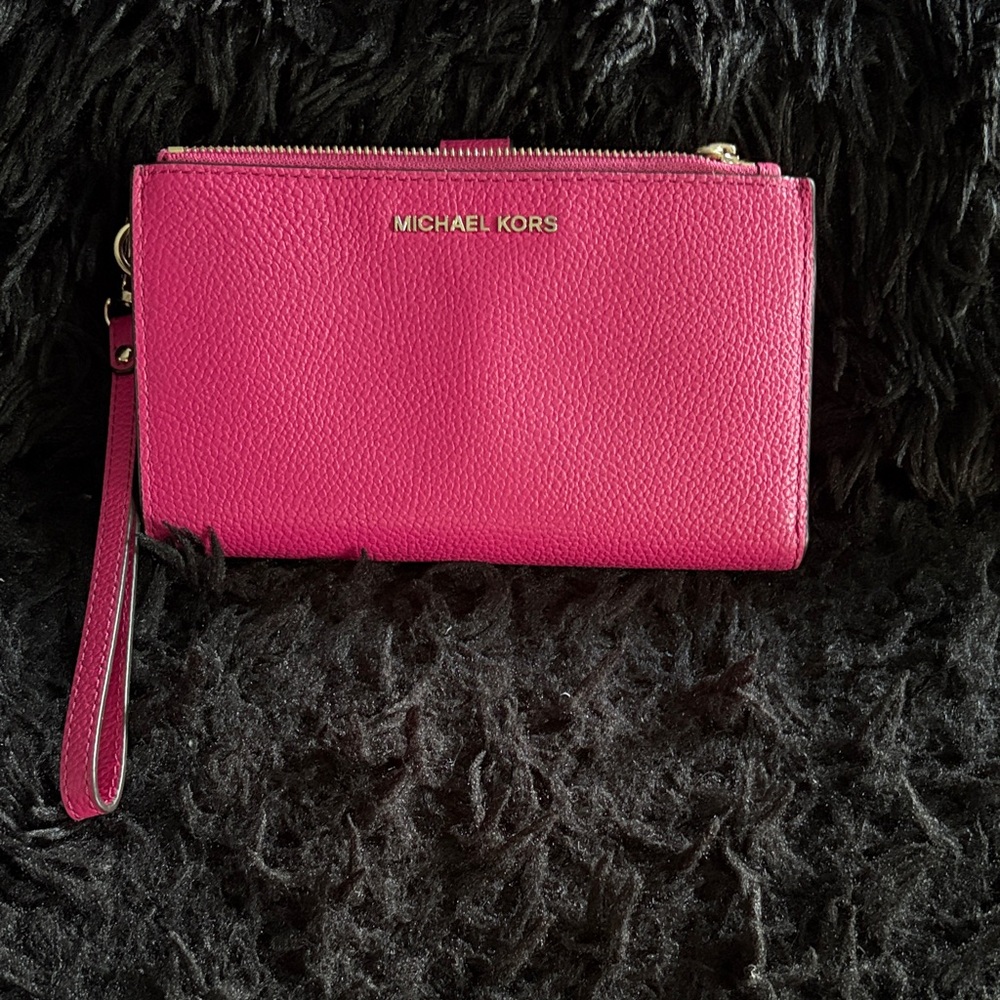 Michael Kors Fuchsia Wristlet Clutch
